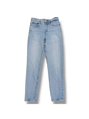 Levi’s Wedgie Fit Jeans Light Wash Size 24